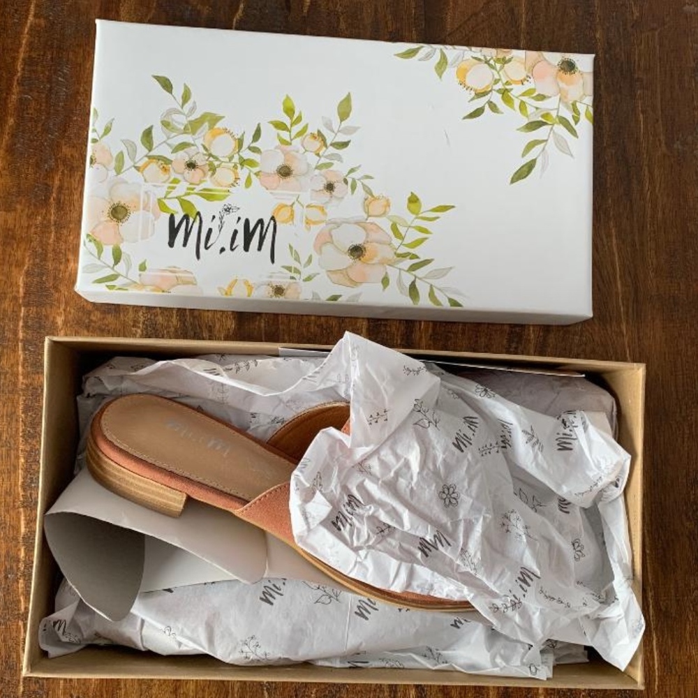 miim the Rebecca Ruffle - Trim Pointed Mules